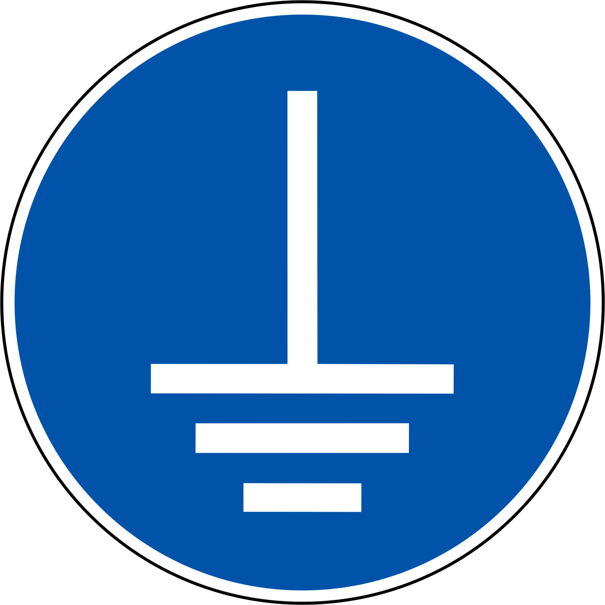 0515-005 Käytettävä suojamaadoitusta määräysmerkki M005